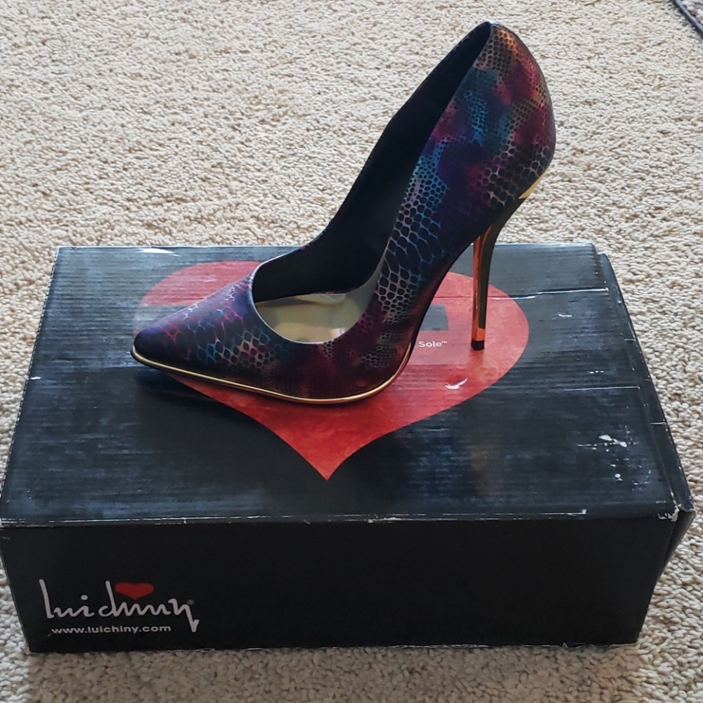 Luichiny Purple Snake Pump